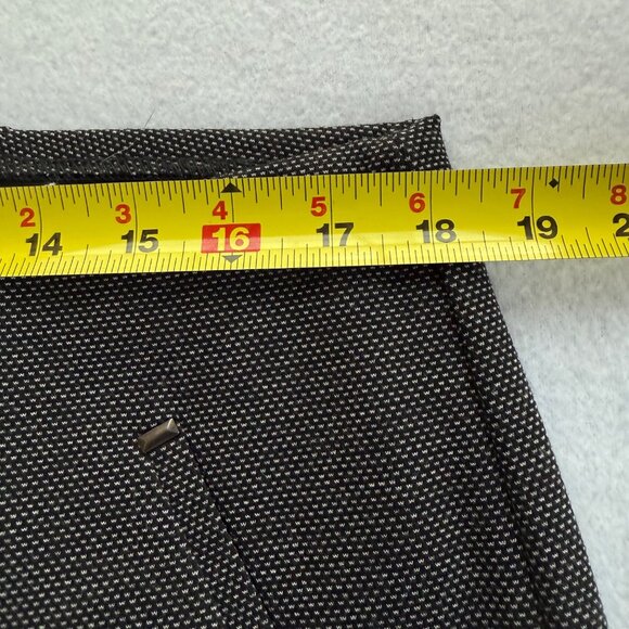 Chicos Women's Pull-on Elastic Waist Faux Pockets Pin Print Black/Gray Pants 14R - Picture 7 of 10